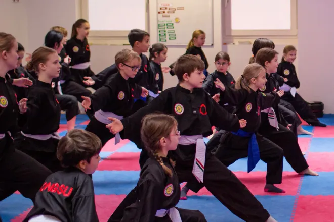 Bongsu Silat Panther (6-10 Jahre)